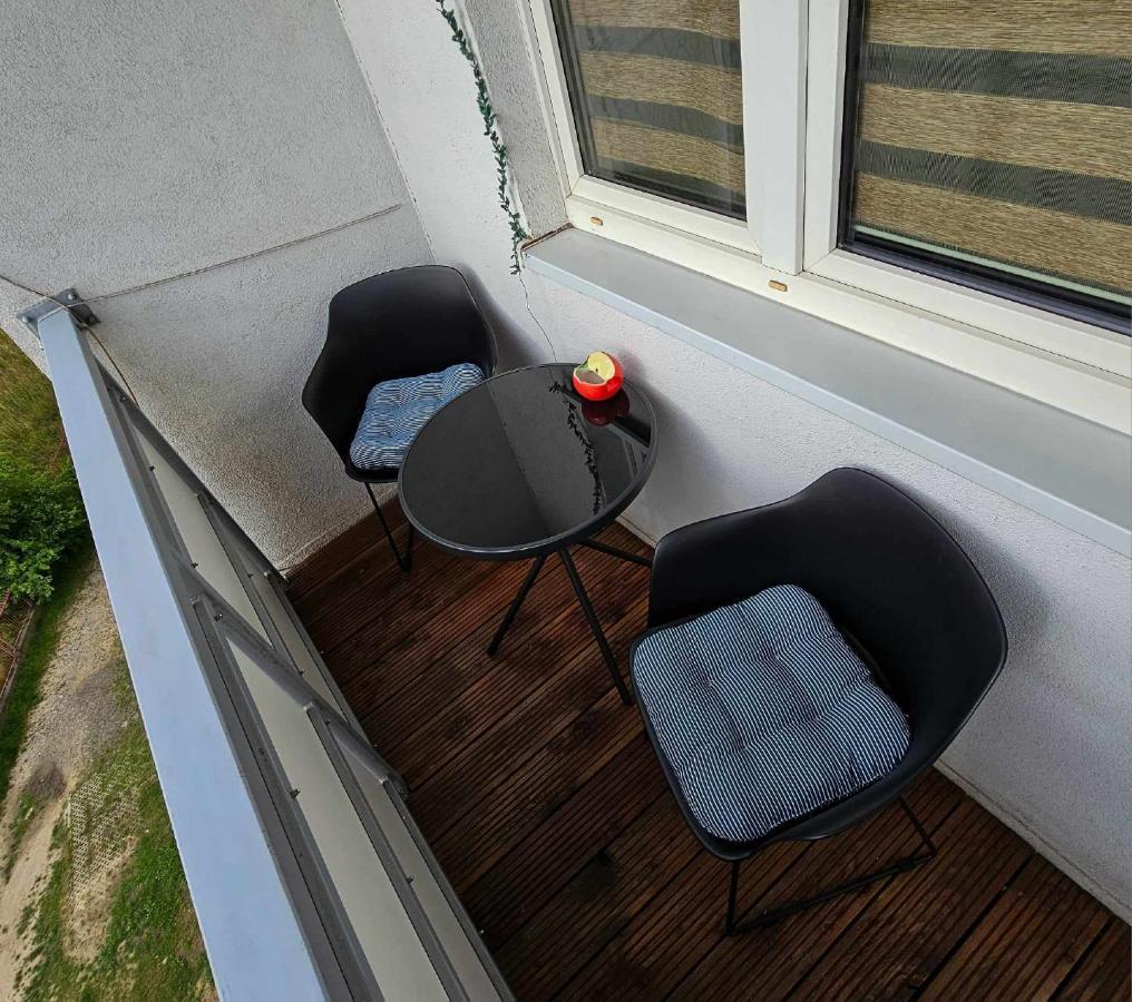 W Centrum Miasta Z Balkonem Apartment *
