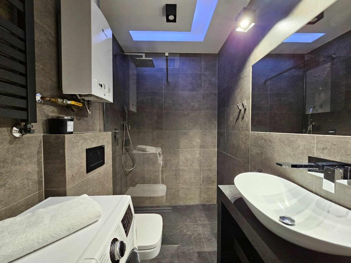 W Centrum Miasta Z Balkonem *